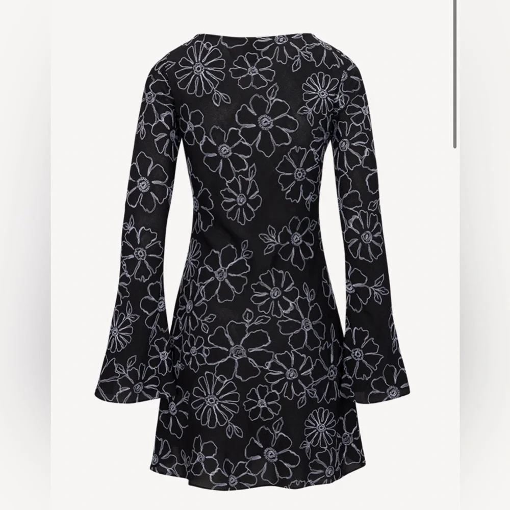 Realisation Par Brigitte Dress - Picture 3 of 5